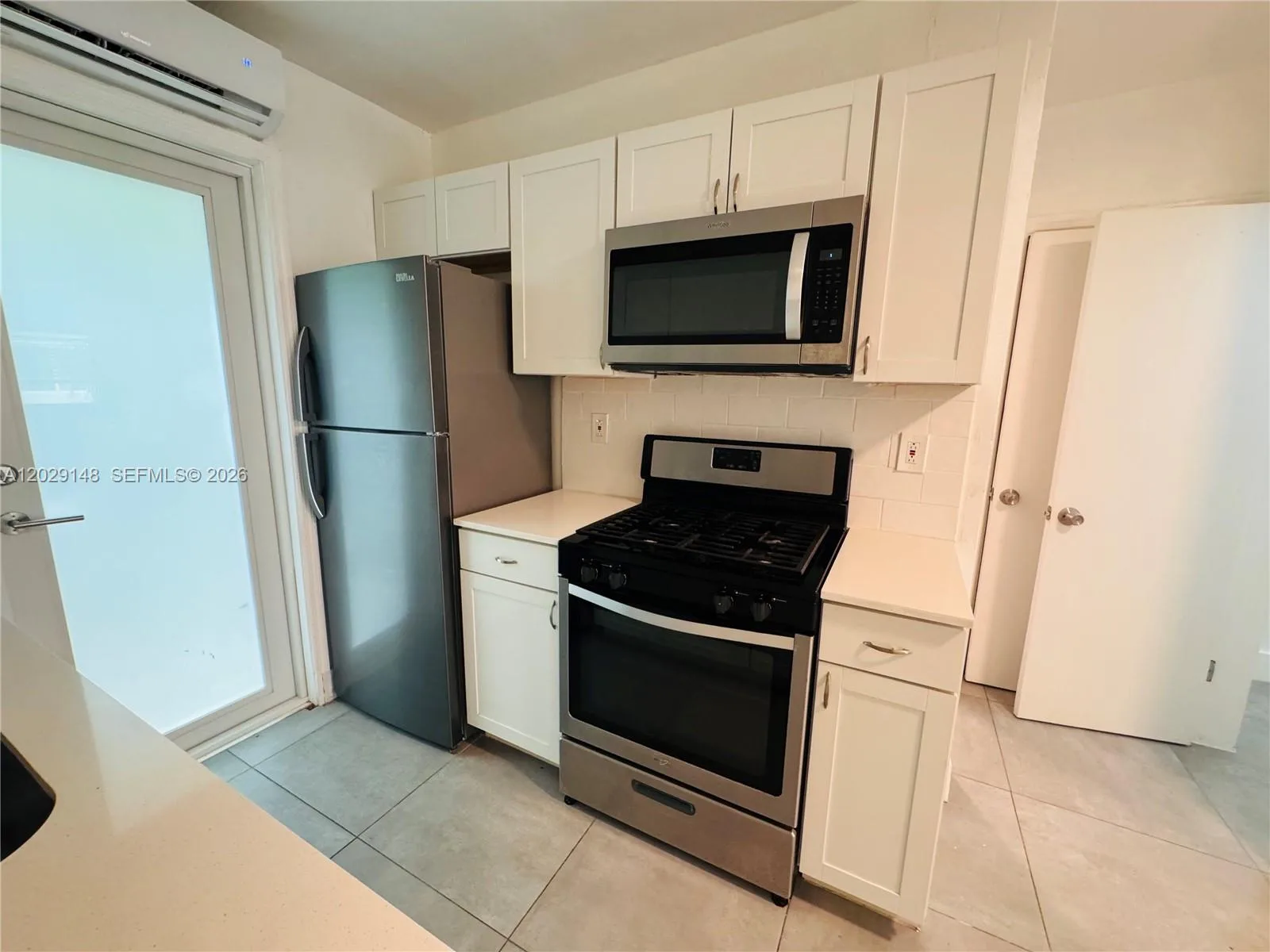 75 Washington Ave # 10, Miami Beach, FL 33139 photo 4