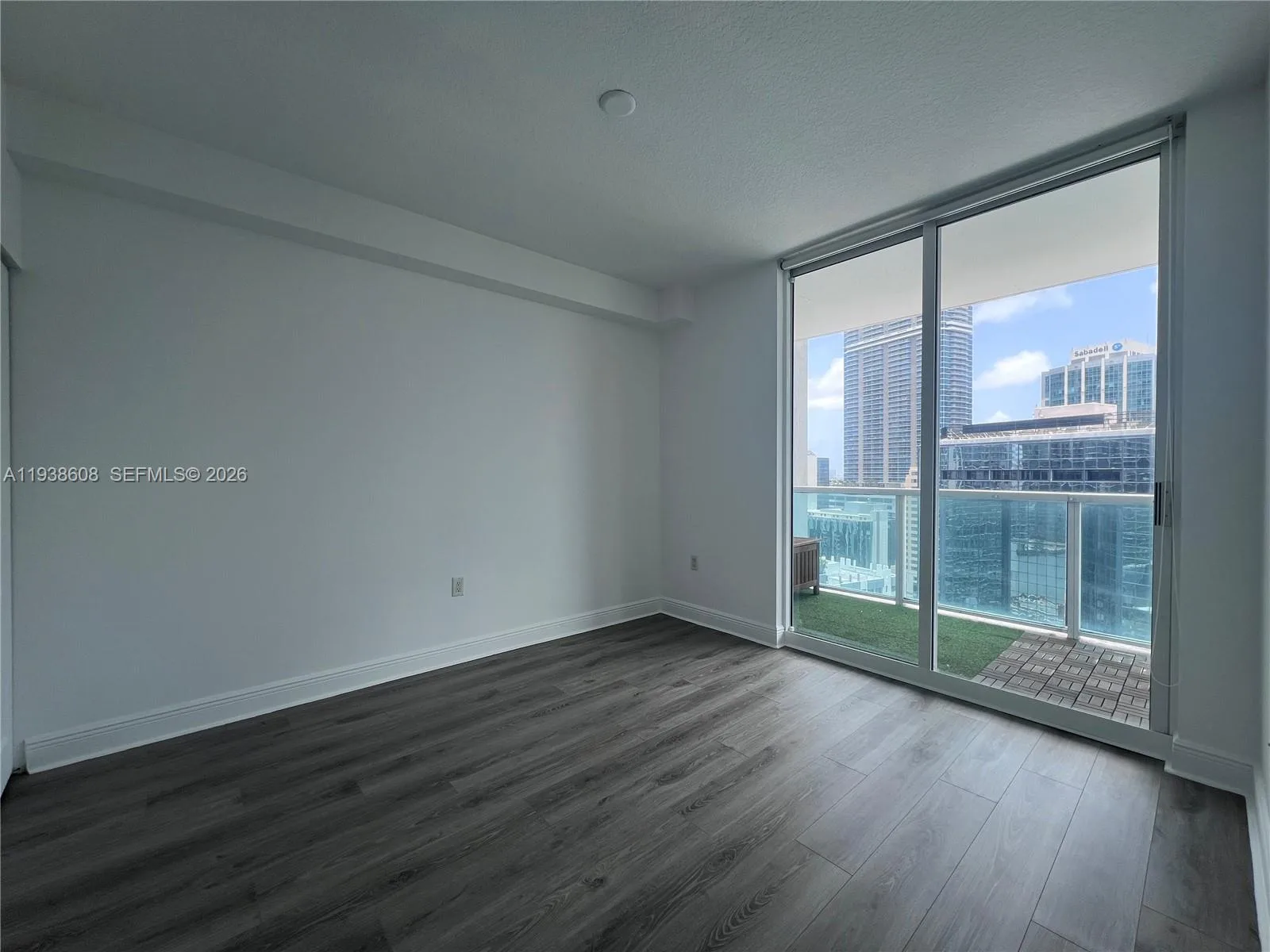 1250 S Miami Ave # 2104, Miami, FL 33130 photo 12