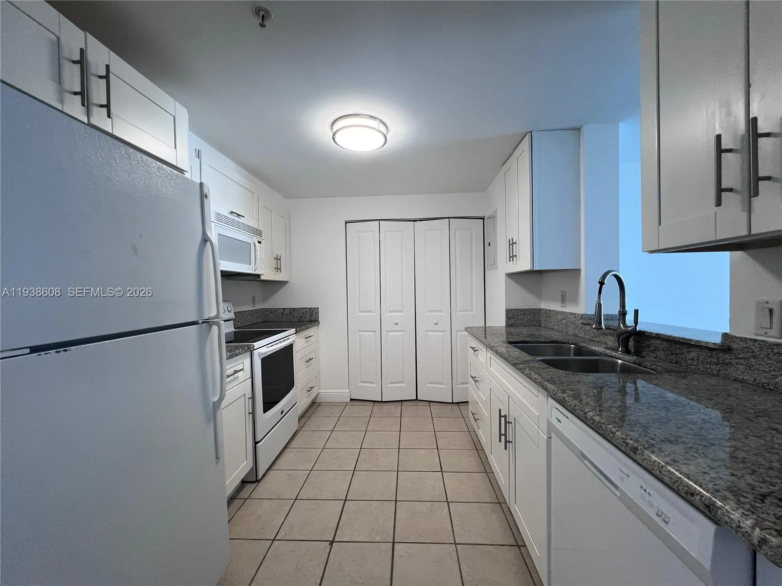 1250 S Miami Ave # 2104, Miami, FL 33130 photo 4