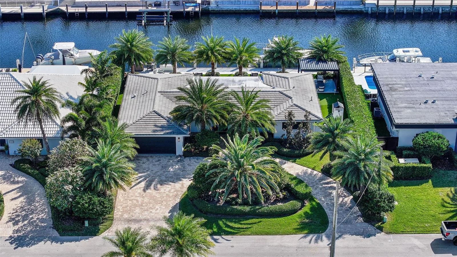 2300 SE 8TH Court, Pompano Beach, FL 33062