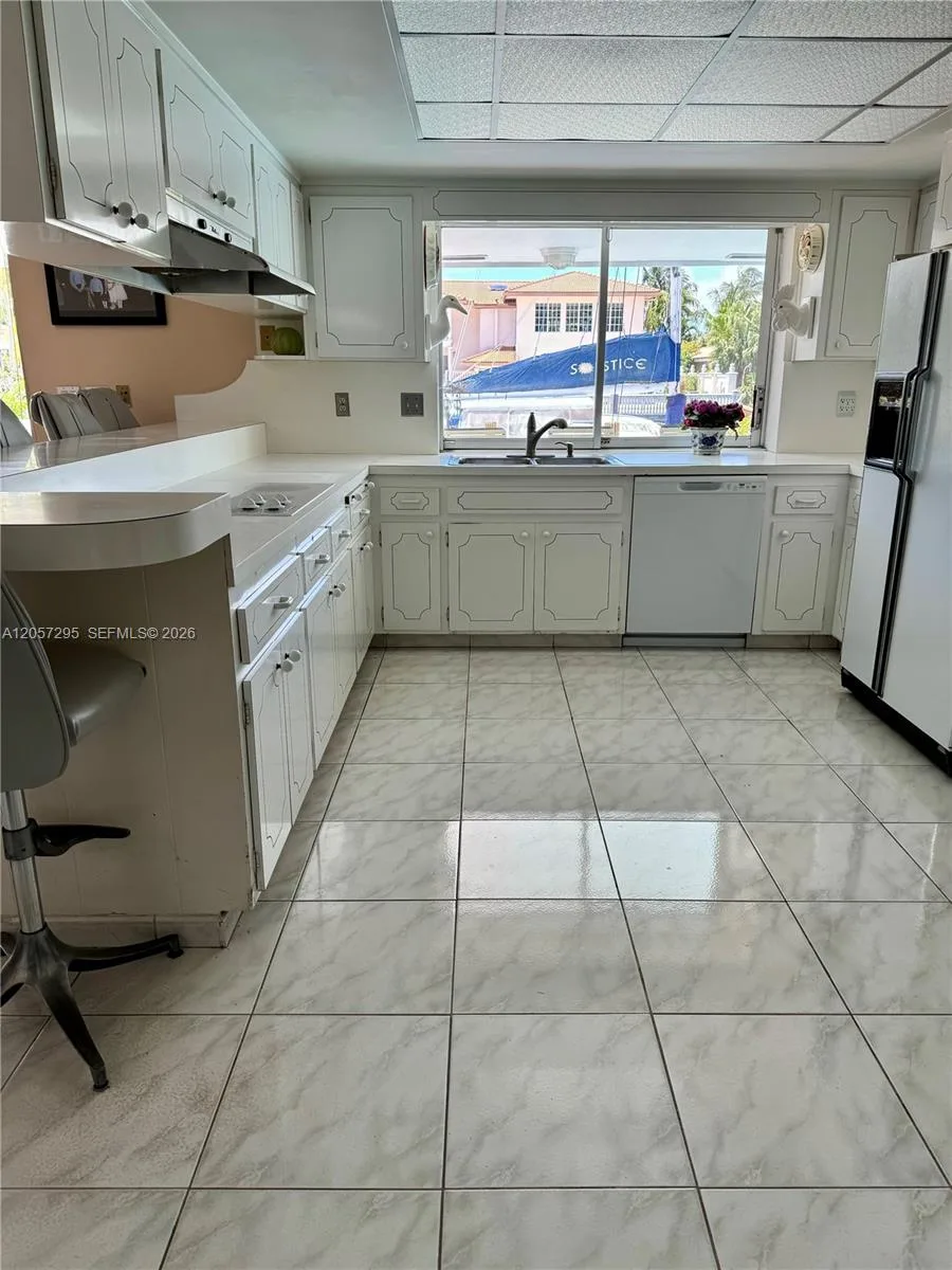 3440 NE 170th St, North Miami Beach, FL 33160 photo 6