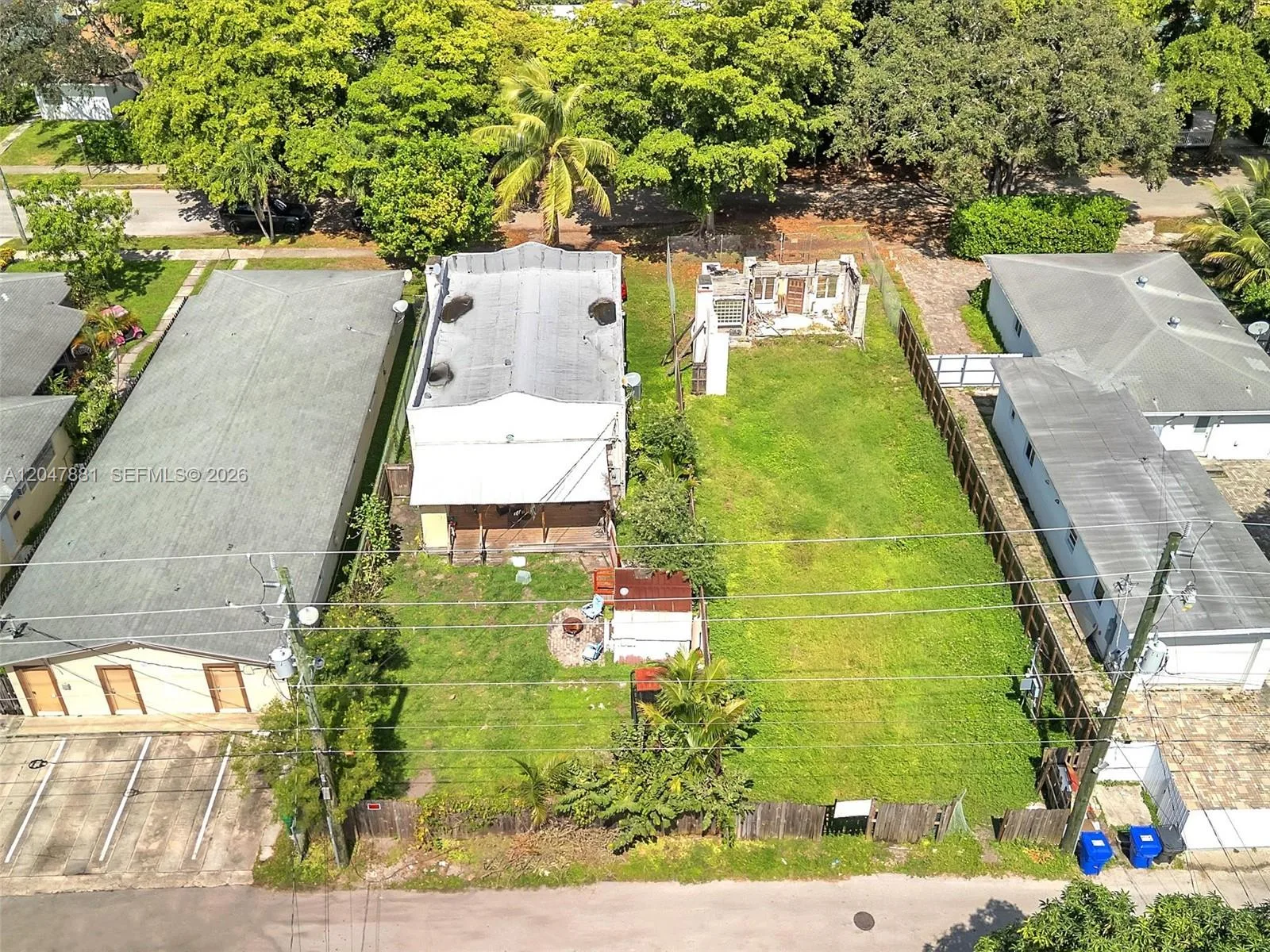 1932 Dewey St, Hollywood, FL 33020 photo 2