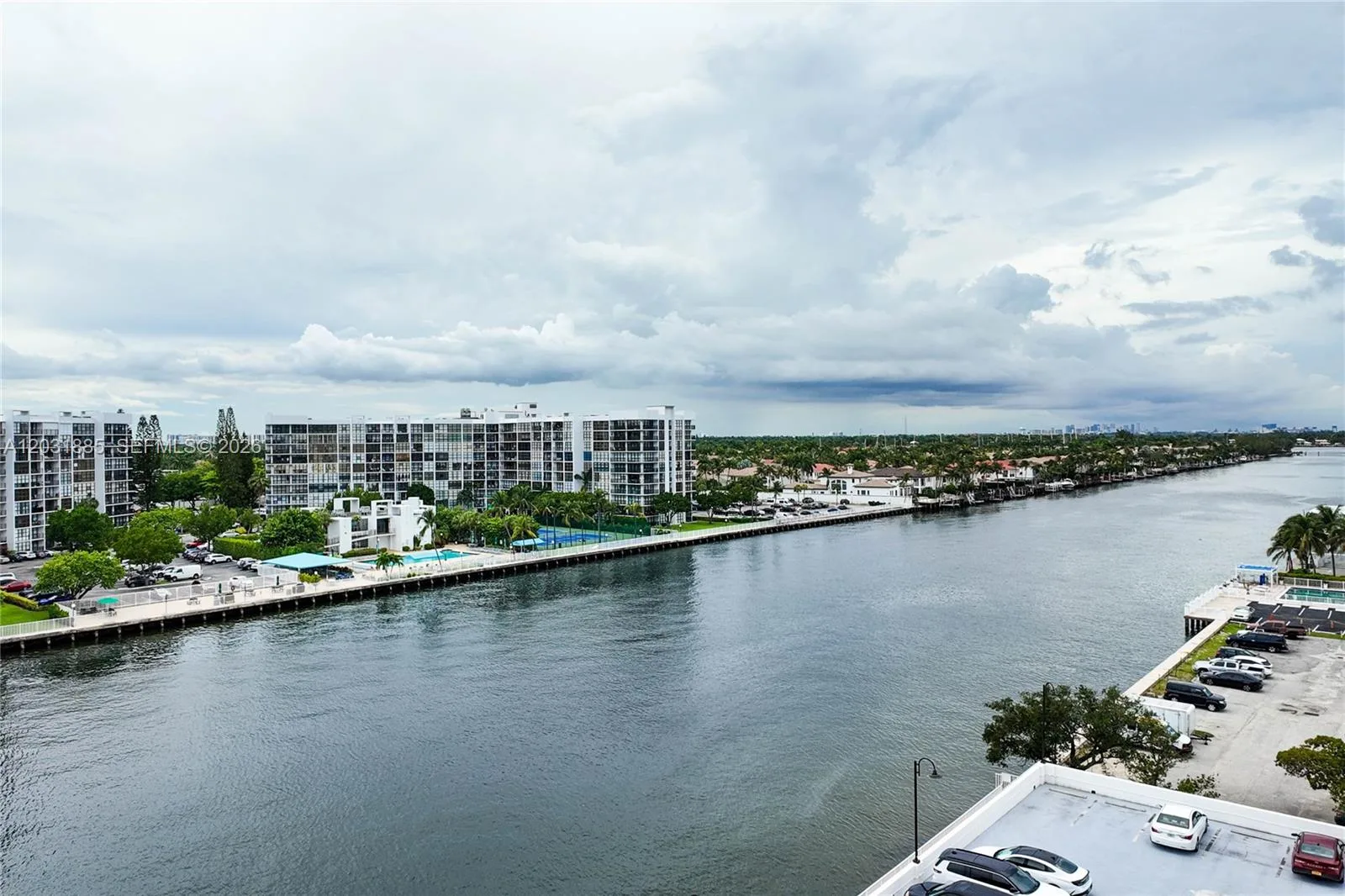 3000 S Ocean Dr # 712, Hollywood, FL 33019