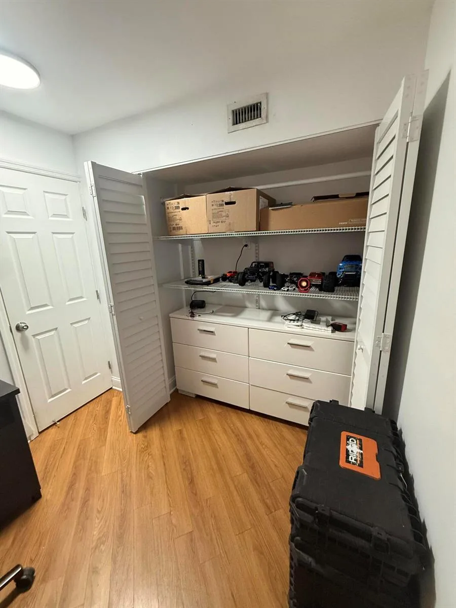 1701 BAYBERRY Drive # 1701, Hollywood, FL 33024 photo 8