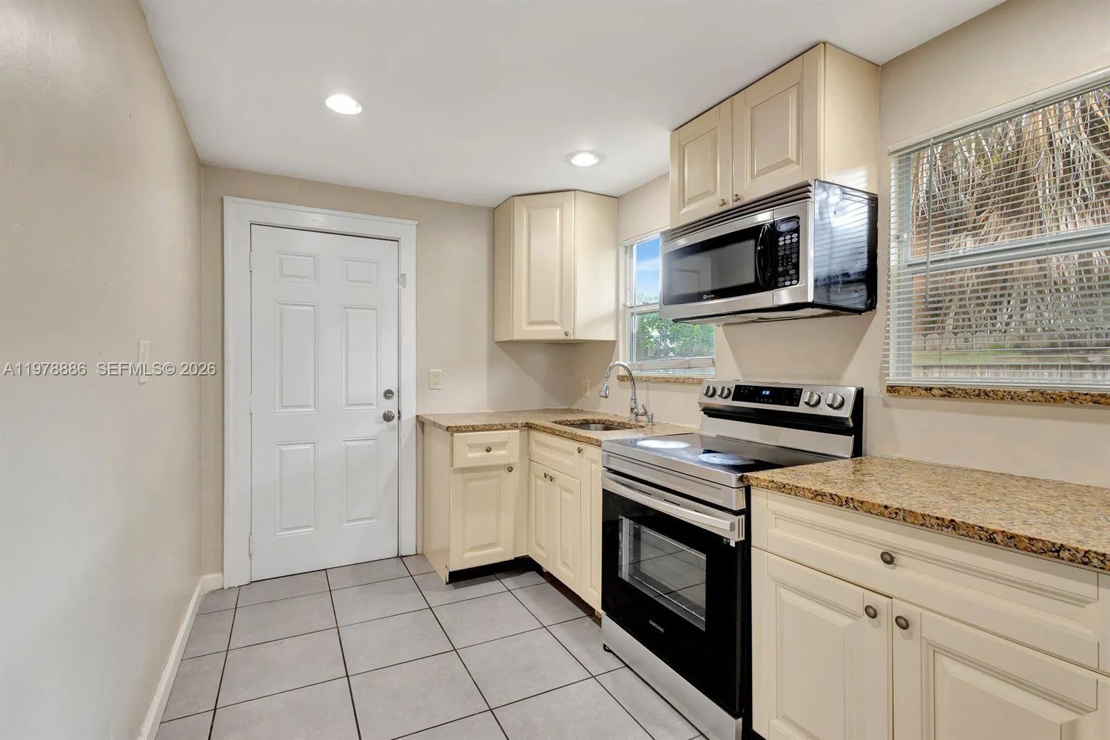 630 33rd St # 0, West Palm Beach, FL 33407 photo 11