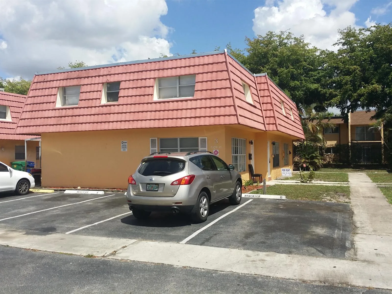 5333 NW 27TH Street # B3, Lauderhill, FL 33313
