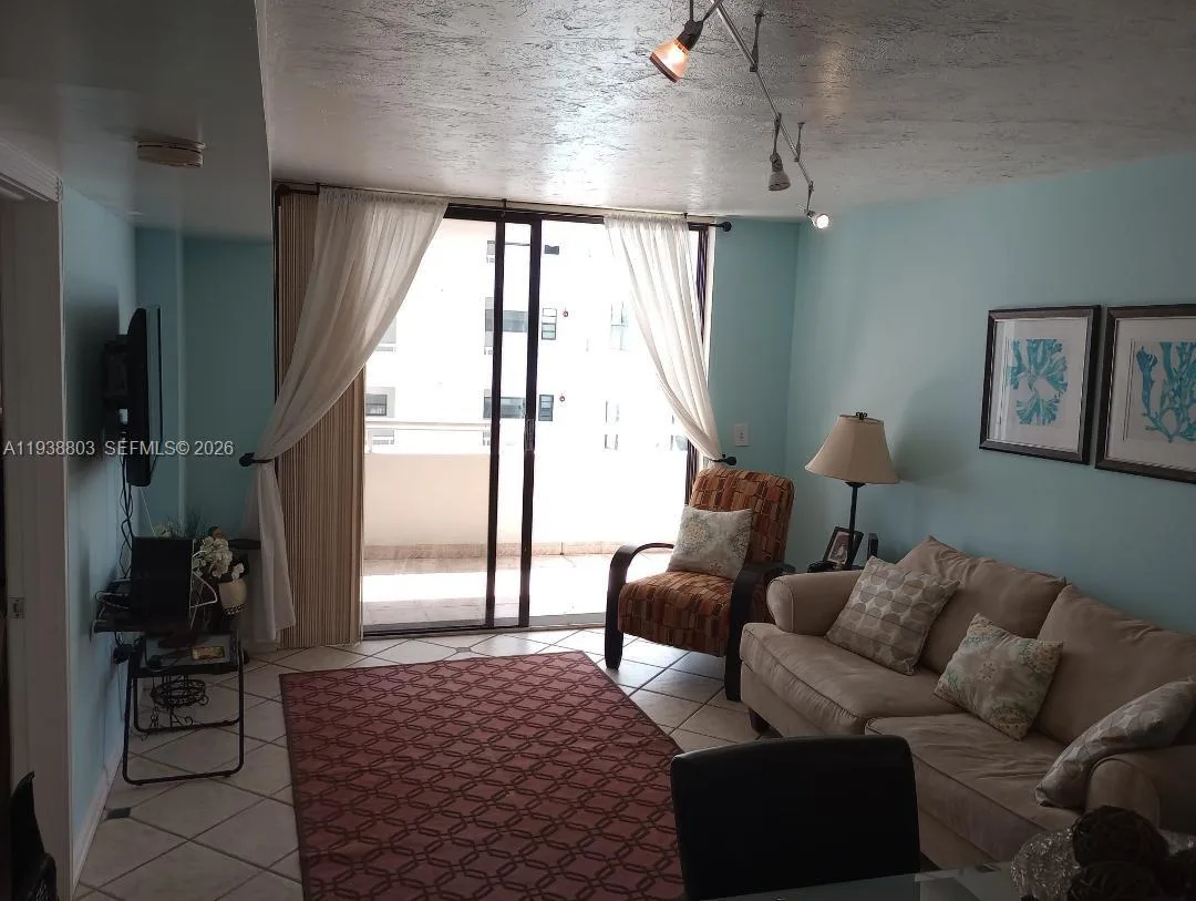 6830 Indian Creek Dr # 5B, Miami Beach, FL 33141 photo 3