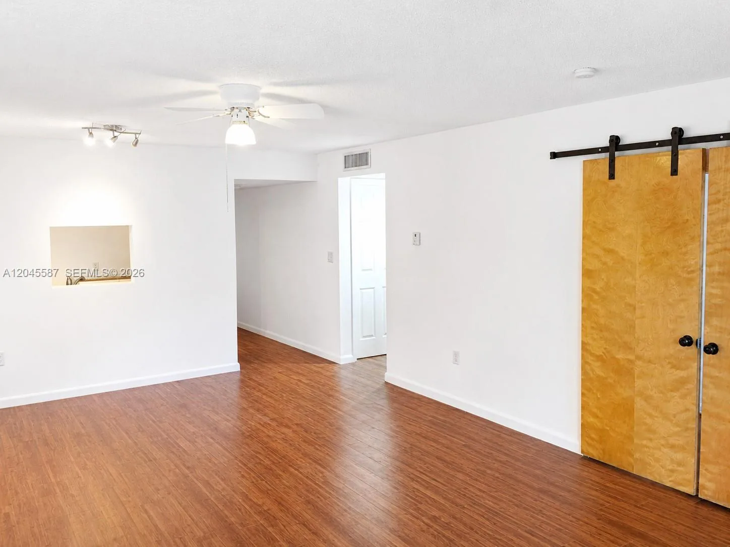 11925 NE 2nd Ave # B315, North Miami, FL 33161 photo 4