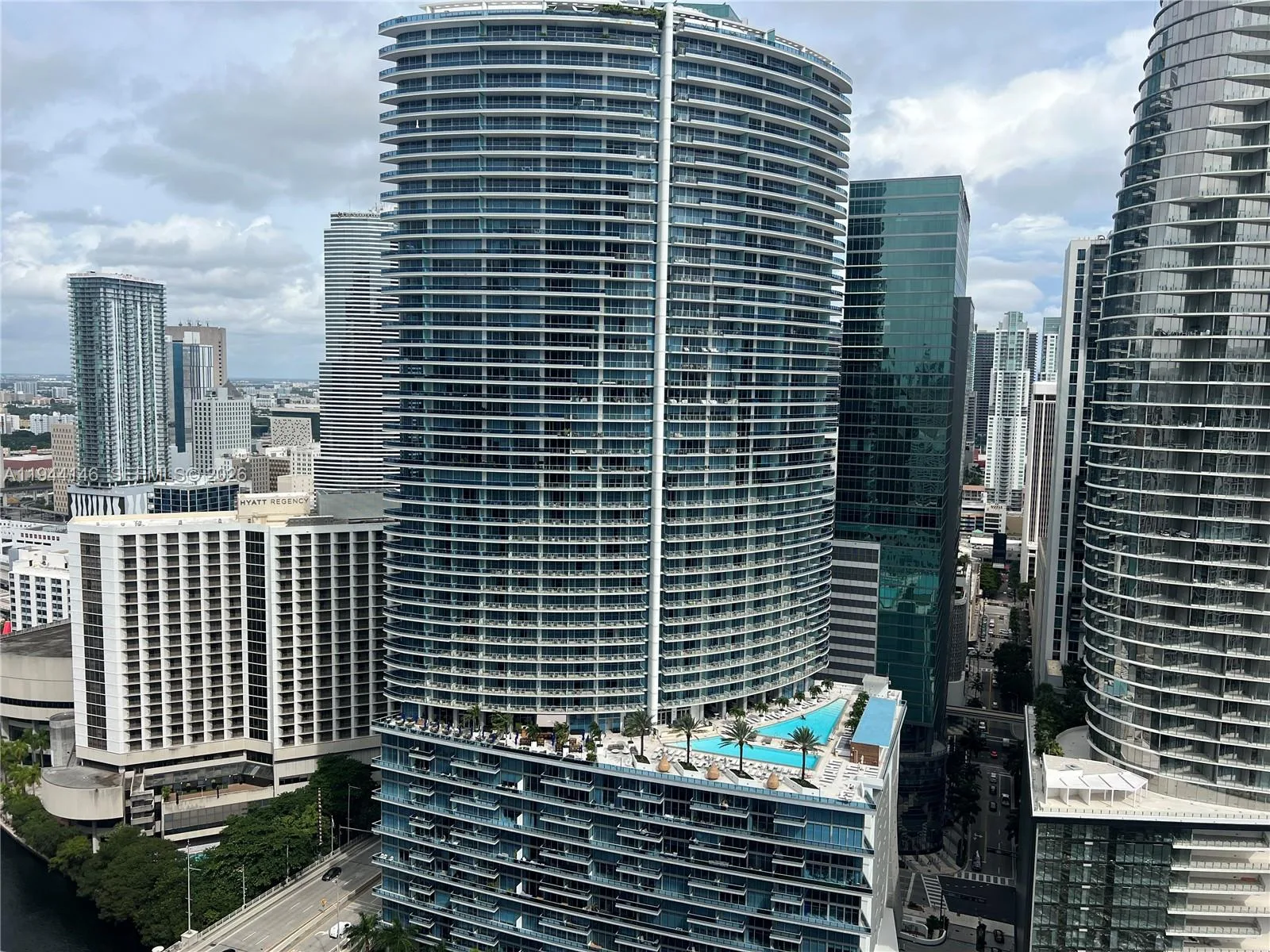 475 Brickell Ave # 3514, Miami, FL 33131 photo 11