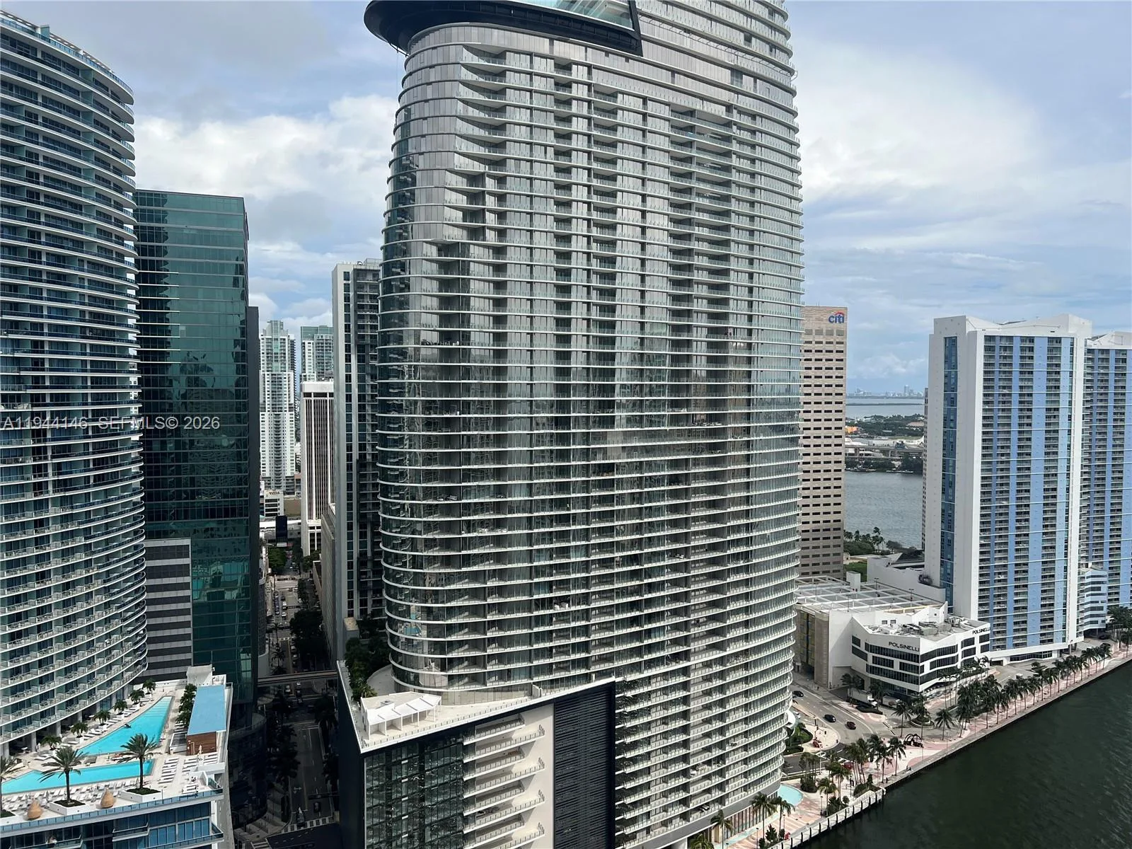 475 Brickell Ave # 3514, Miami, FL 33131 photo 12