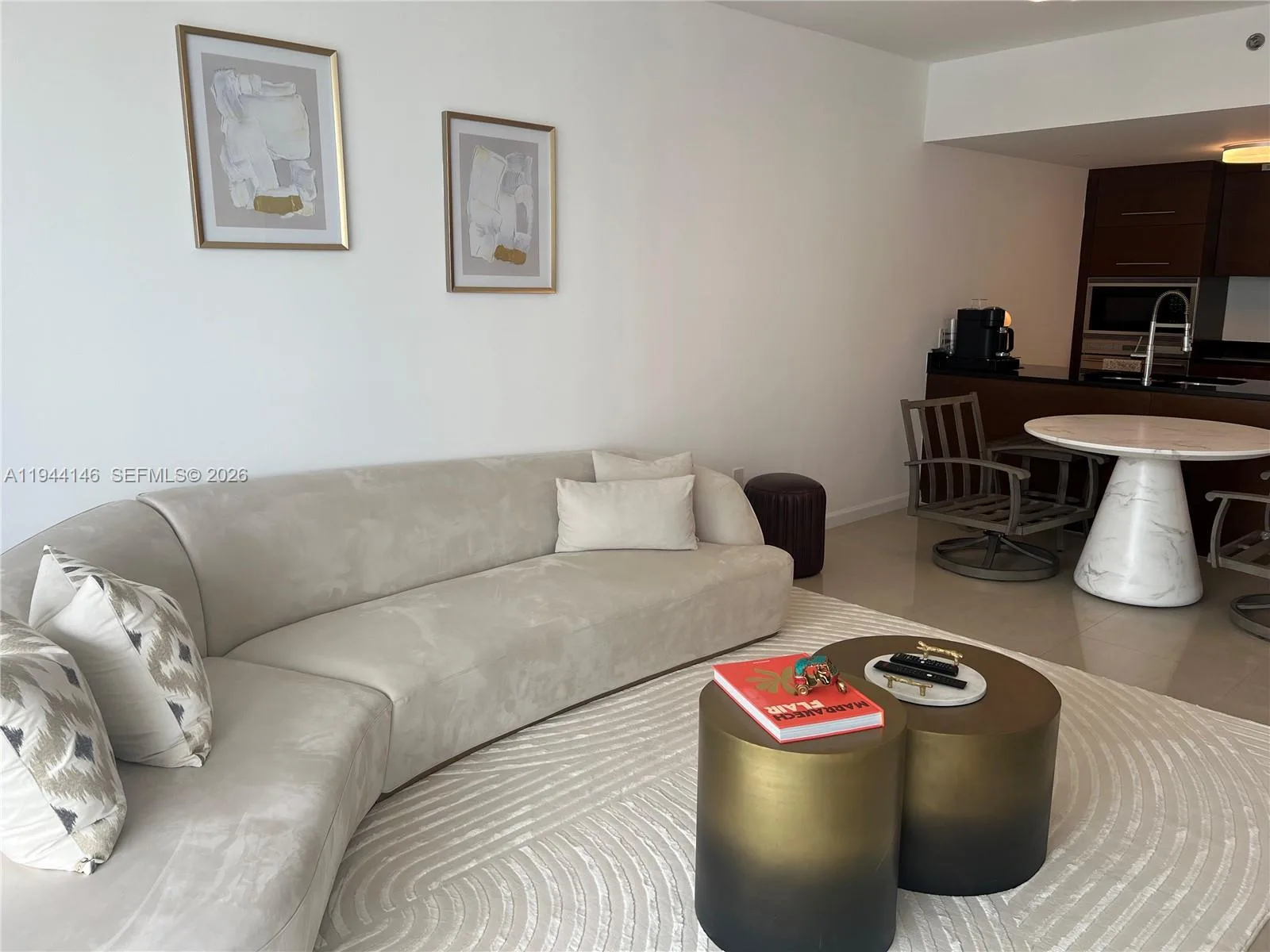 475 Brickell Ave # 3514, Miami, FL 33131 photo 2