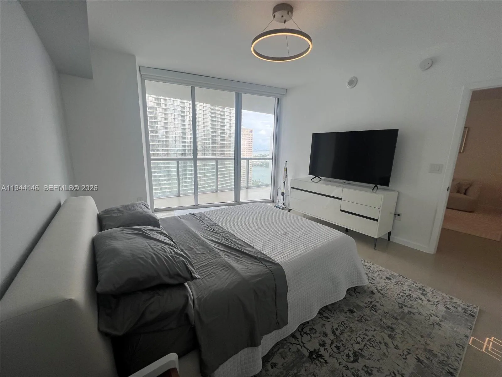 475 Brickell Ave # 3514, Miami, FL 33131 photo 3