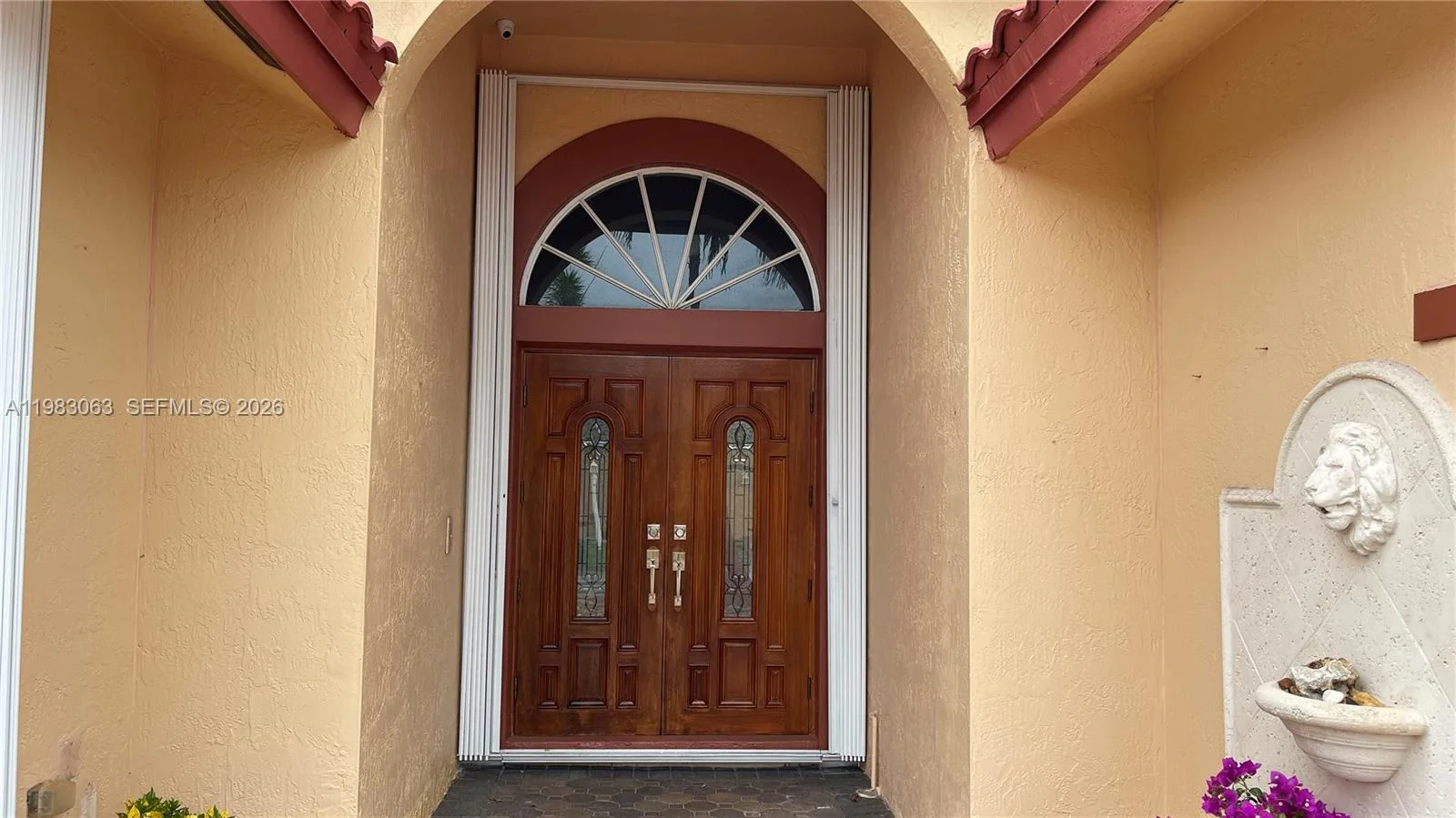 11581 SW 10th Ct, Pembroke Pines, FL 33025 photo 4