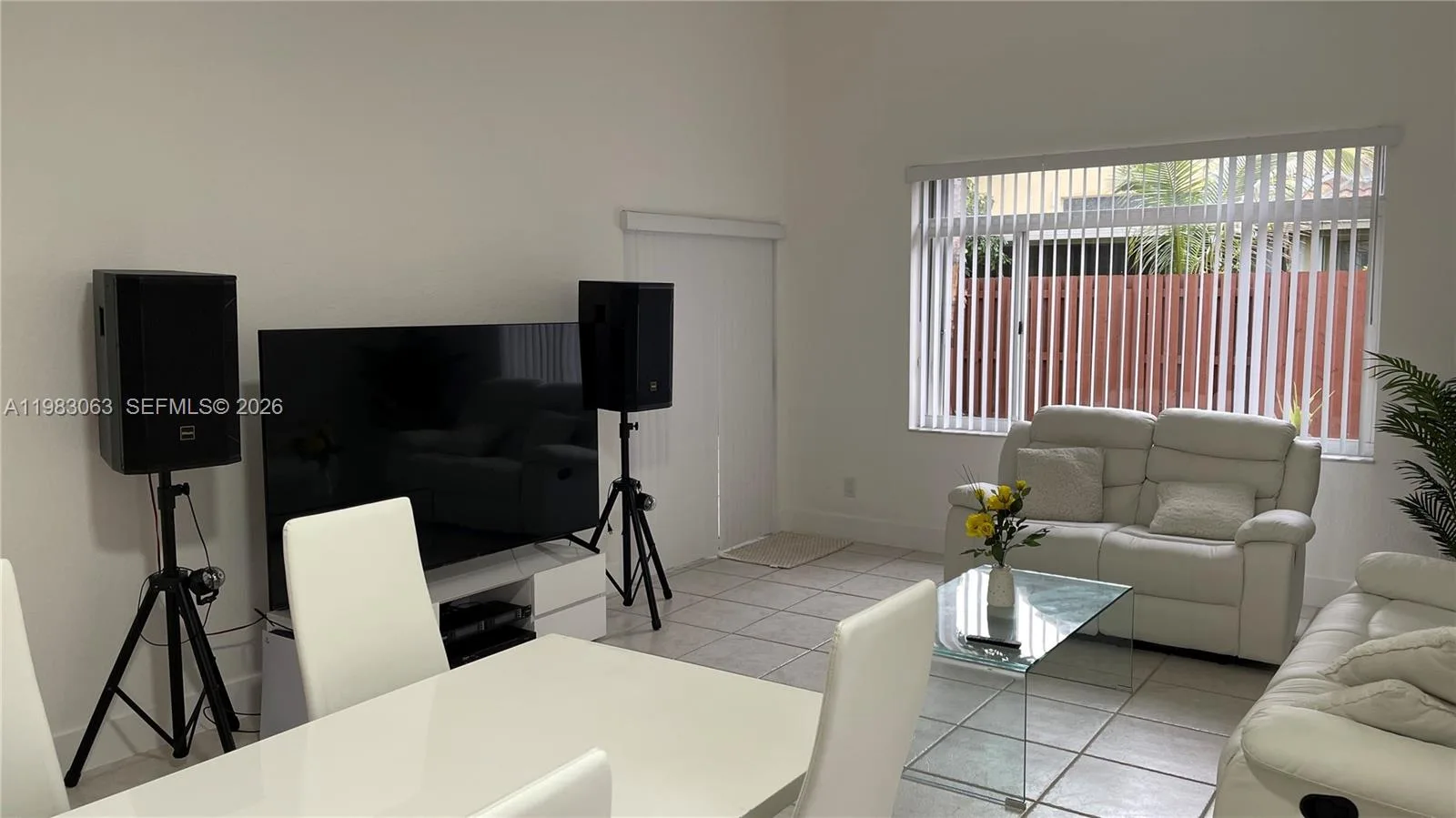 11581 SW 10th Ct, Pembroke Pines, FL 33025 photo 6