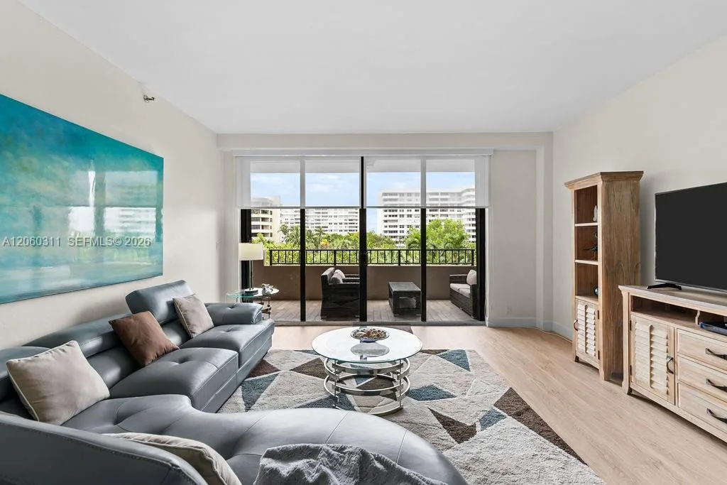 251 Crandon Blvd # 325, Key Biscayne, FL 33149 photo 4