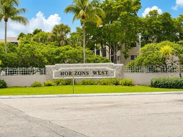 8600 SW 133rd Ave Rd # 305, Miami, FL 33183