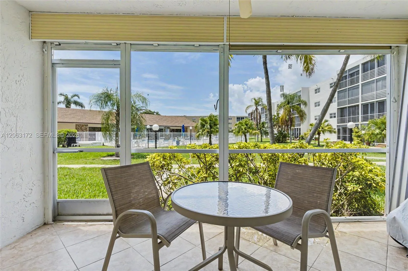 414 SE 10th St # 103, Dania Beach, FL 33004