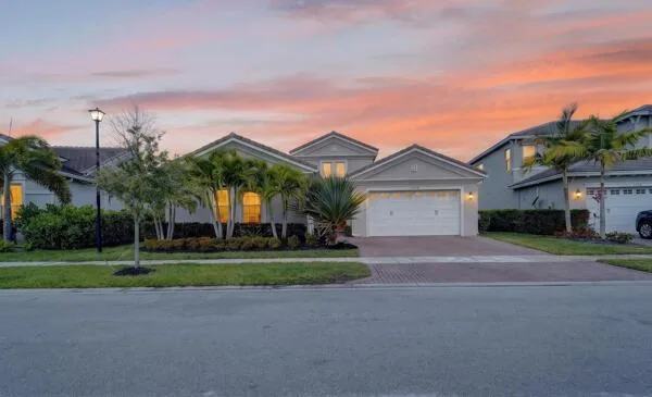 15804 Goldfinch Circle, Westlake, FL 33470 photo 2