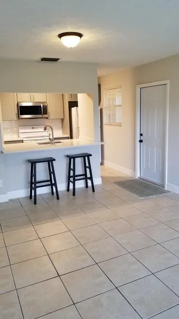 6537 SE FEDERAL HWY 102 Highway SE # 102, Stuart, FL 34994