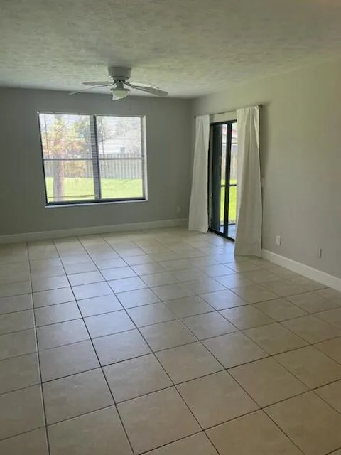6537 SE FEDERAL HWY 102 Highway SE # 102, Stuart, FL 34994 photo 9