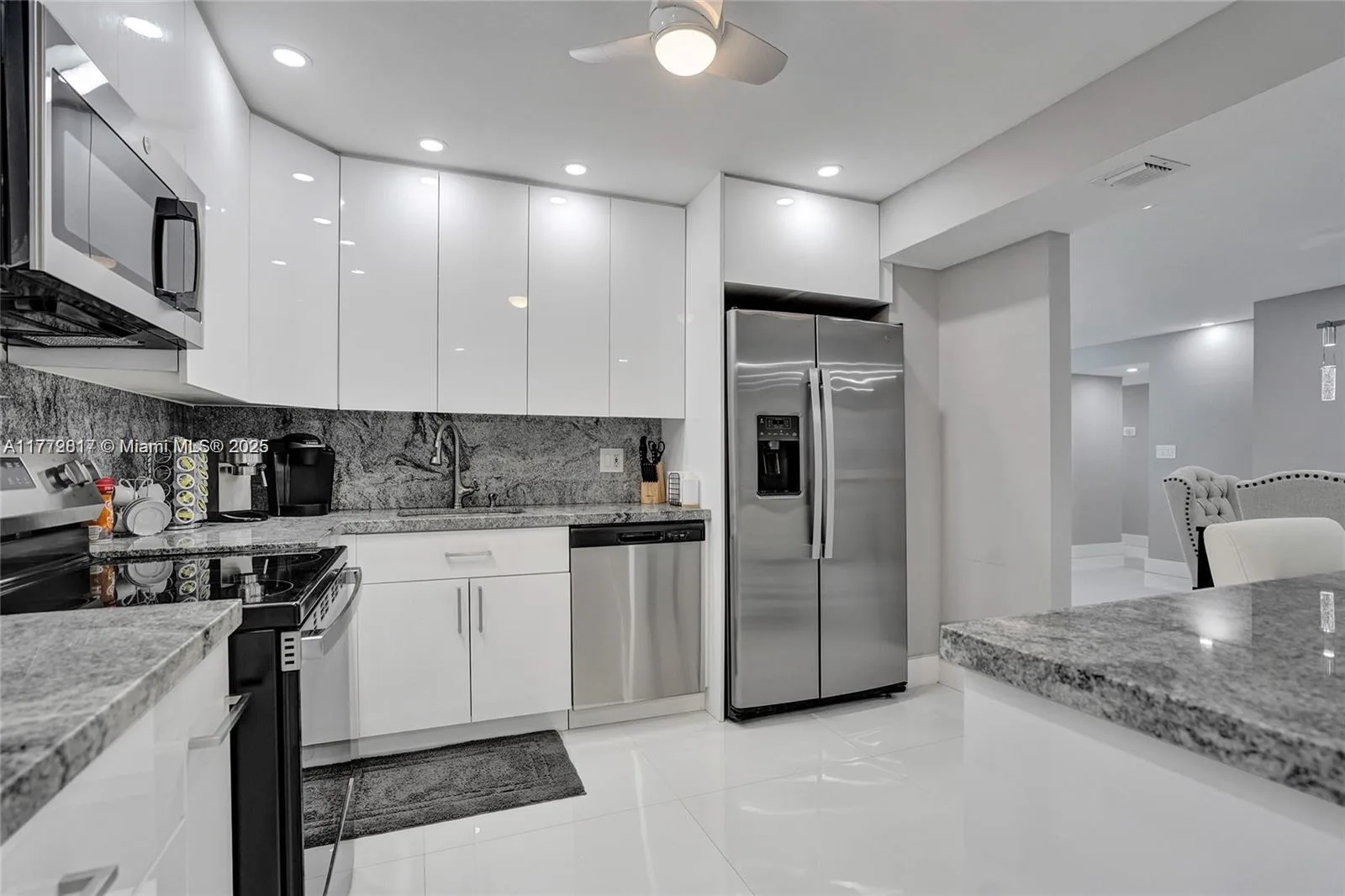 2301 S Ocean Dr # 1007, Hollywood, FL 33019 photo 13