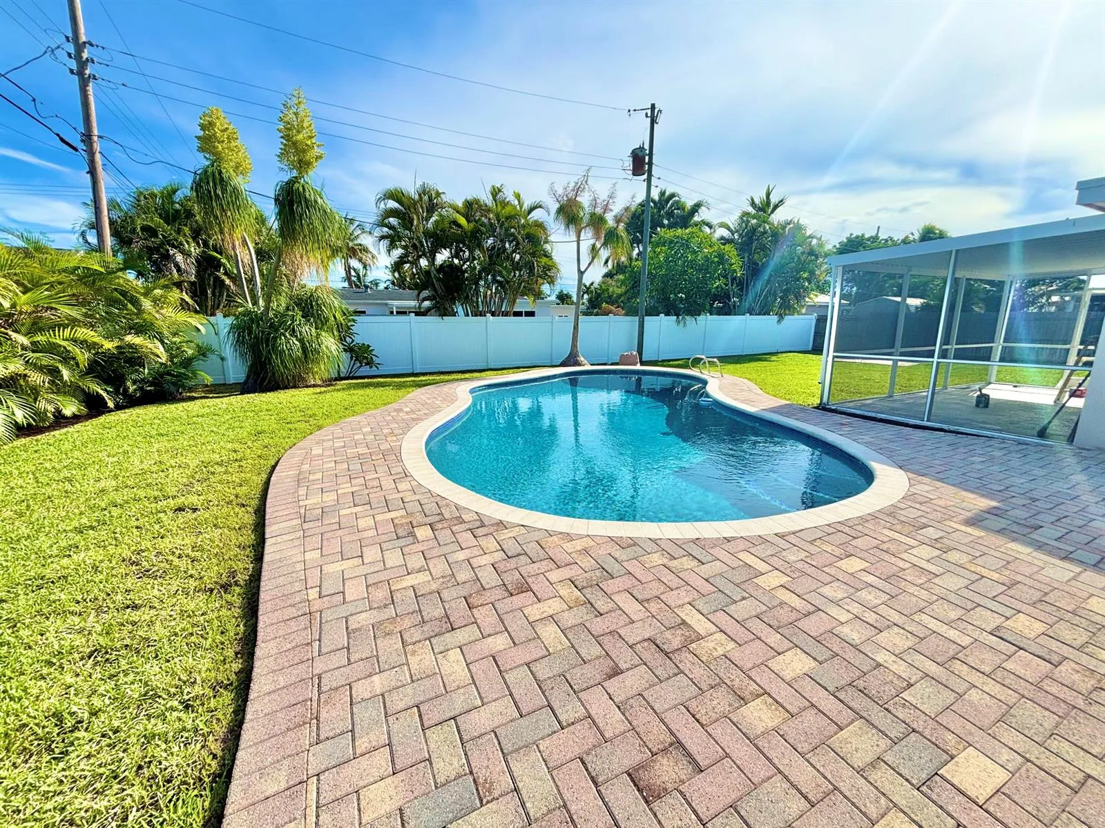 470 NE 45TH Street, Boca Raton, FL 33431