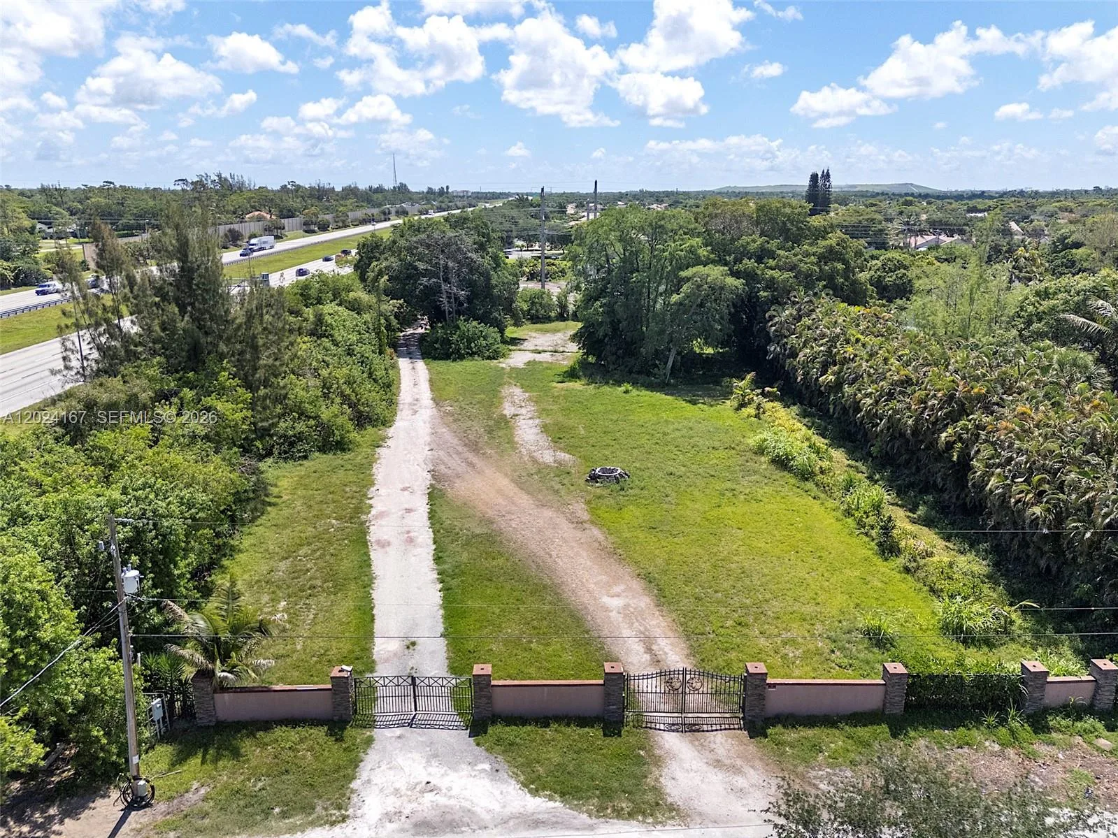 5680 Pinetree Rd, Parkland, FL 33067