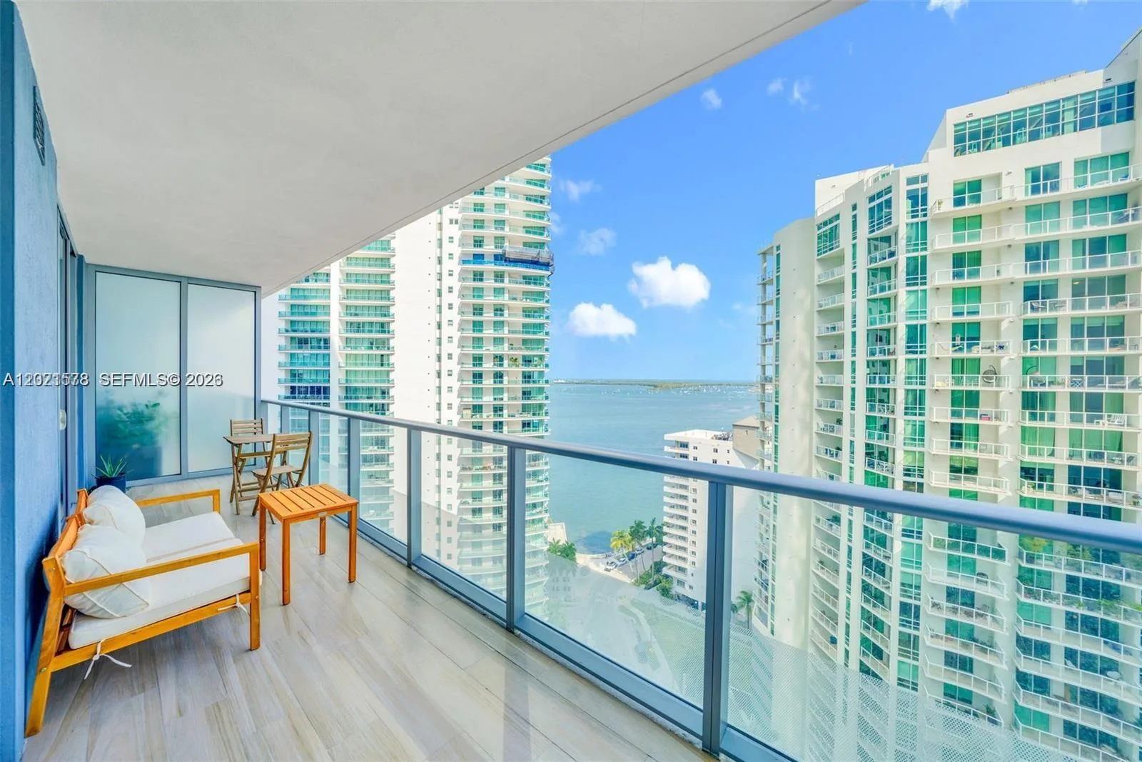 1300 Brickell Bay Dr # 2104, Miami, FL 33131