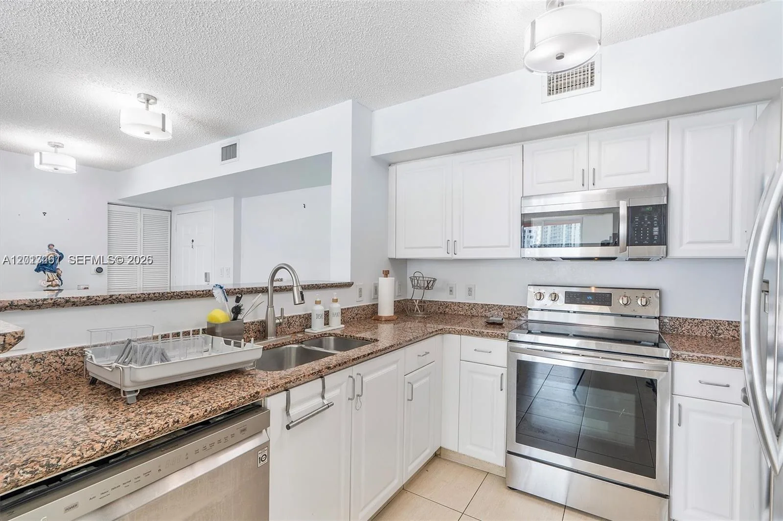 1155 Brickell Bay Dr # 603, Miami, FL 33131 photo 7