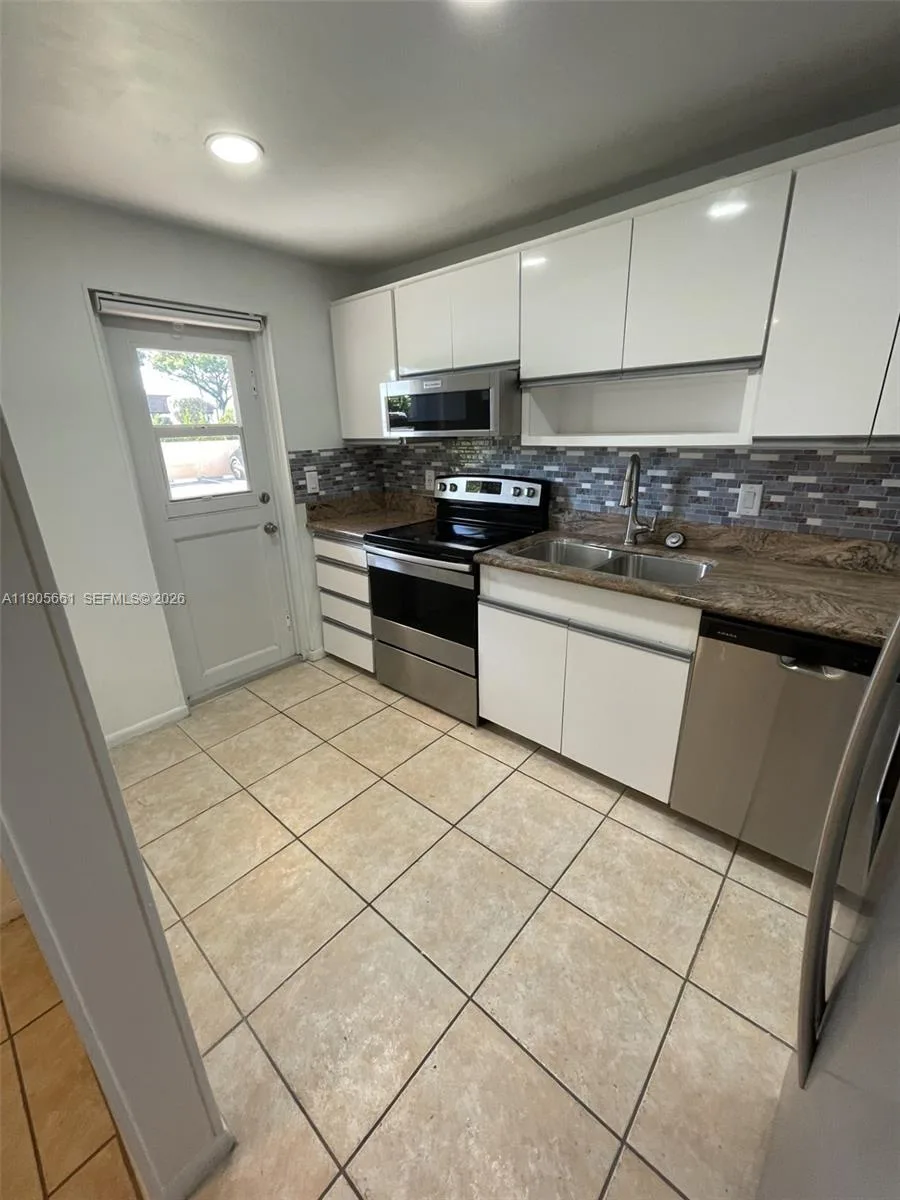 4500 N Federal Hwy # 102A, Lighthouse Point, FL 33064 photo 3