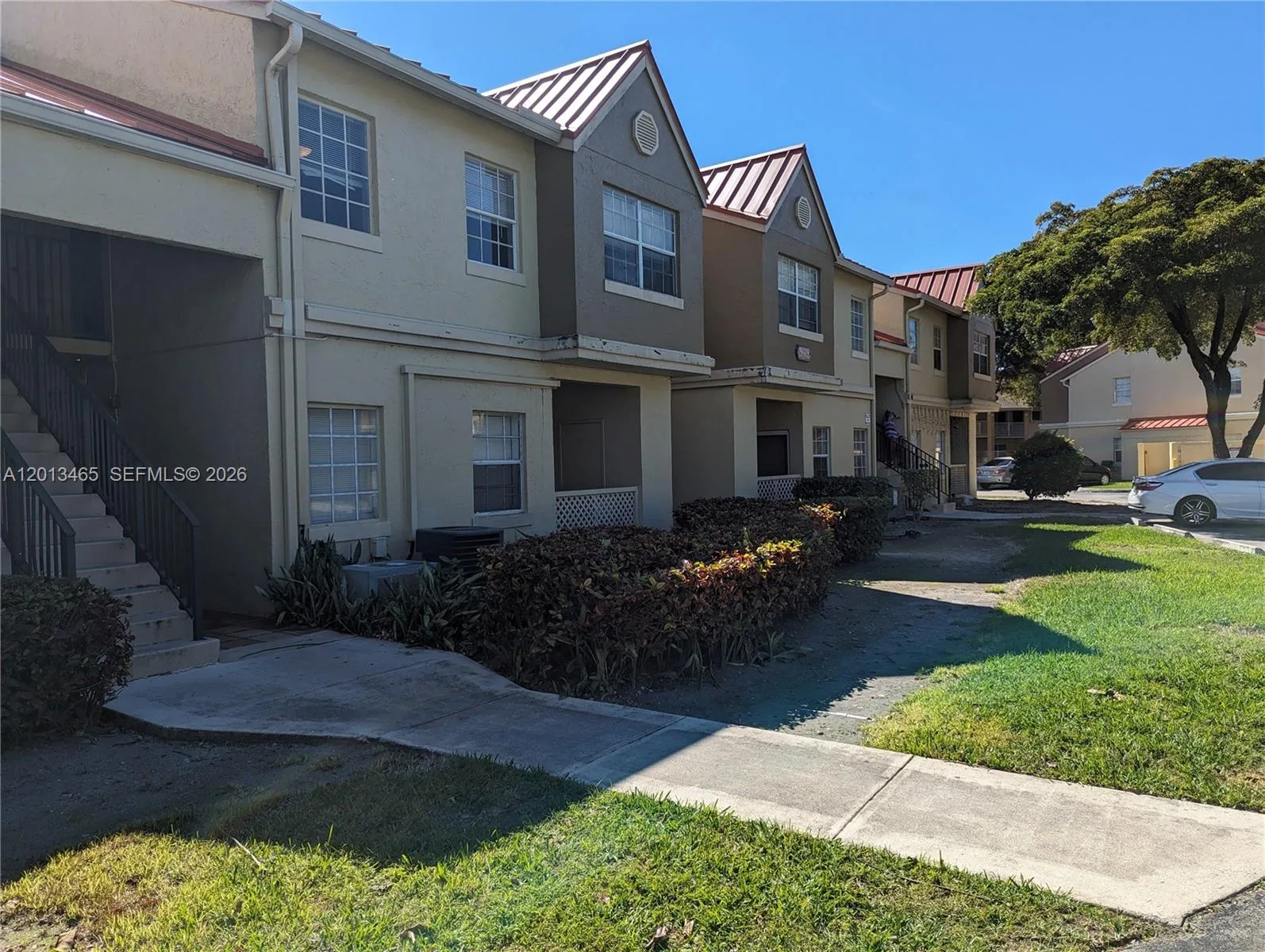18308 NW 68th Ave # D, Hialeah, FL 33015