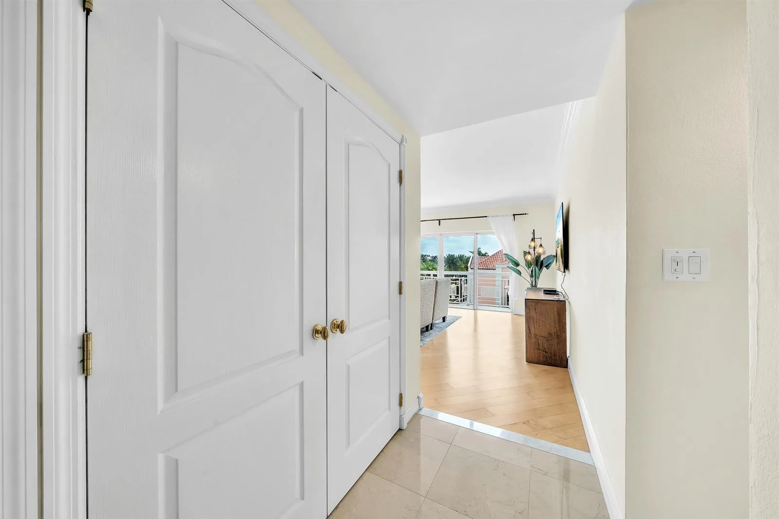 250 N Bradley Place # 402, Palm Beach, FL 33480 photo 7