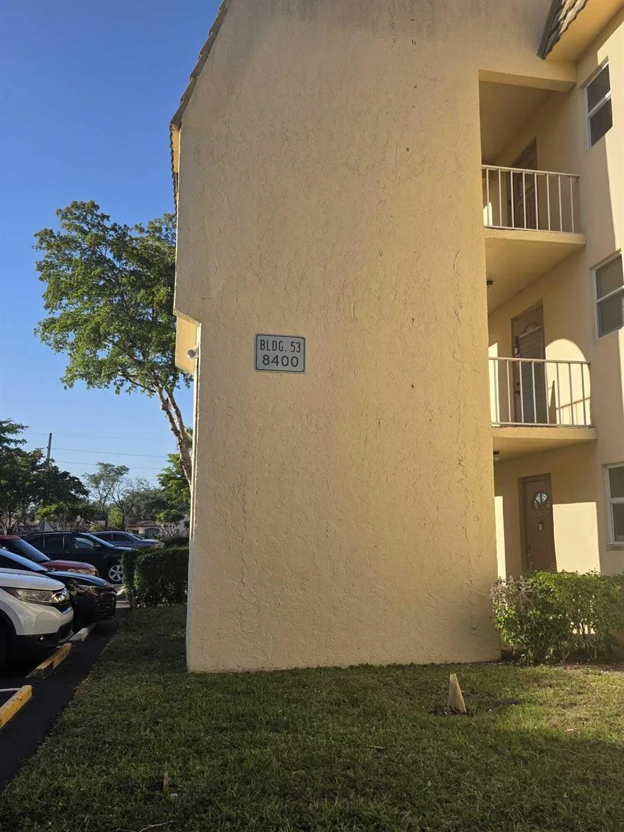 8400 Sunrise Lakes Boulevard # 107, Sunrise, FL 33322 photo 3