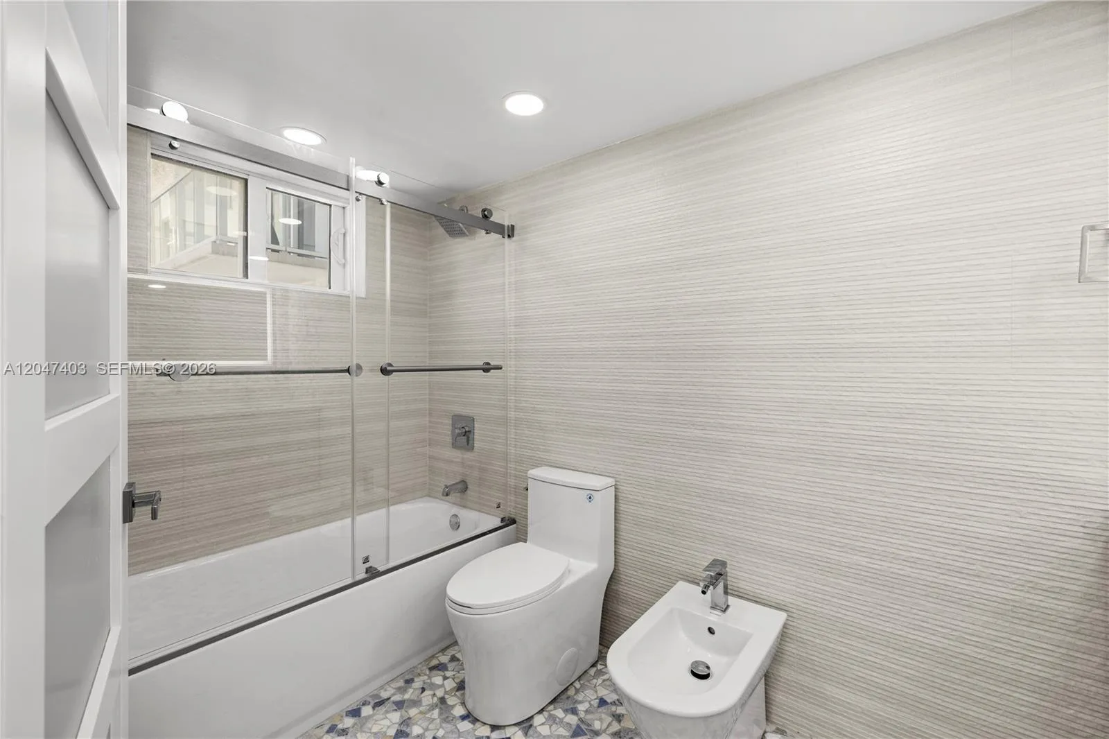 2457 Collins Ave # 201, Miami Beach, FL 33140 photo 10