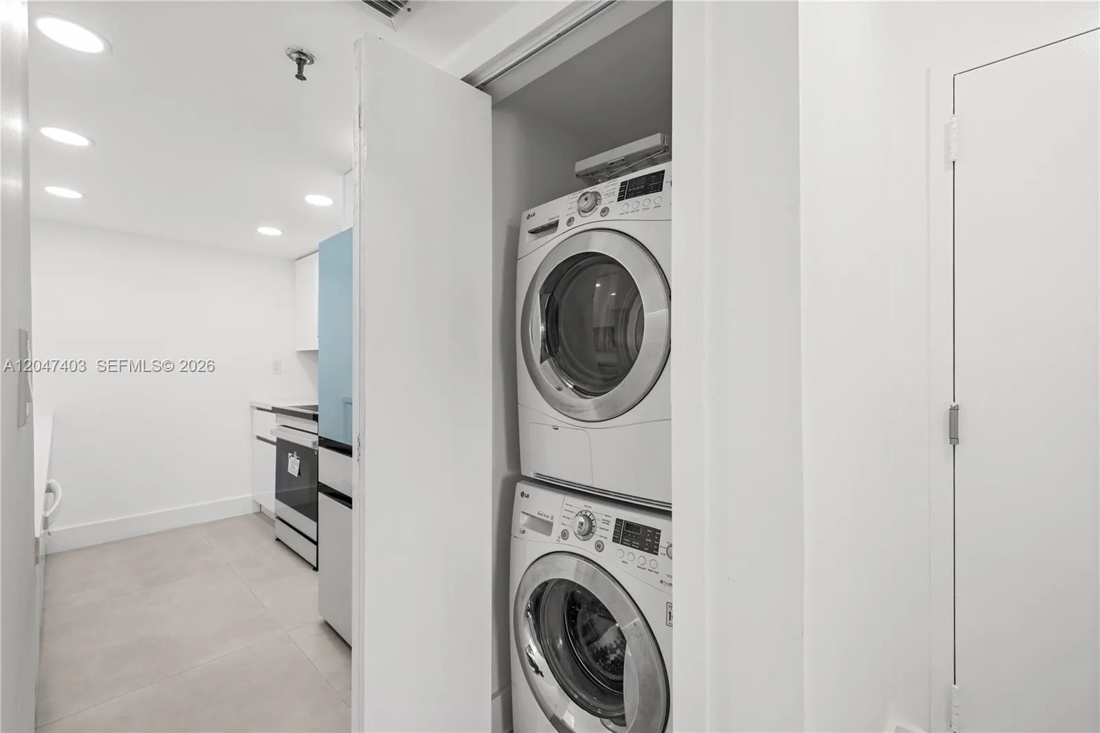 2457 Collins Ave # 201, Miami Beach, FL 33140 photo 4