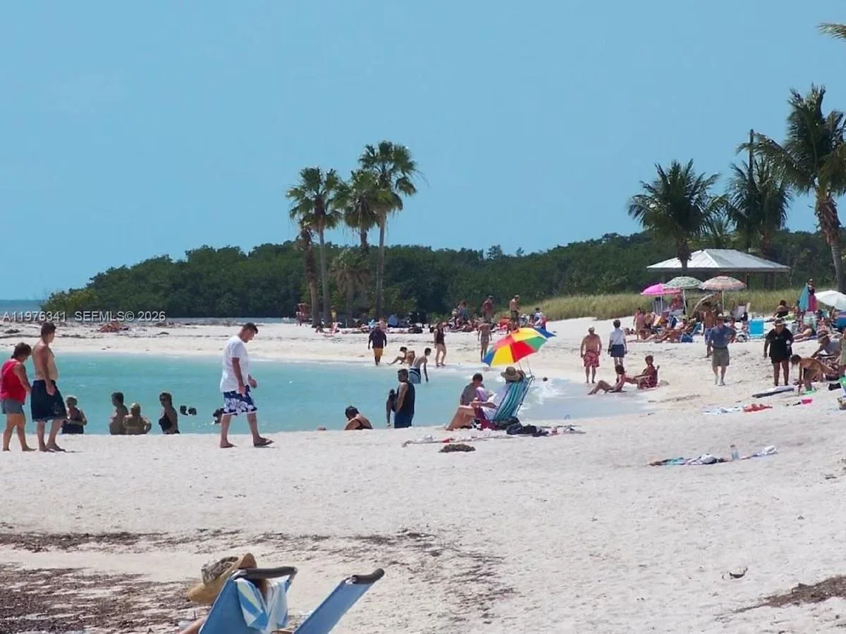 12400 Overseas Hwy, Marathon, FL 33050 photo 2