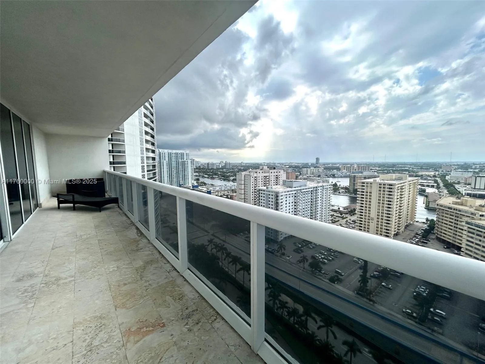 1830 S Ocean Dr # 2408, Hallandale Beach, FL 33009 photo 4