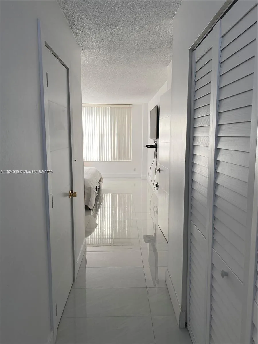 3800 S Ocean Dr # 415, Hollywood, FL 33019 photo 13