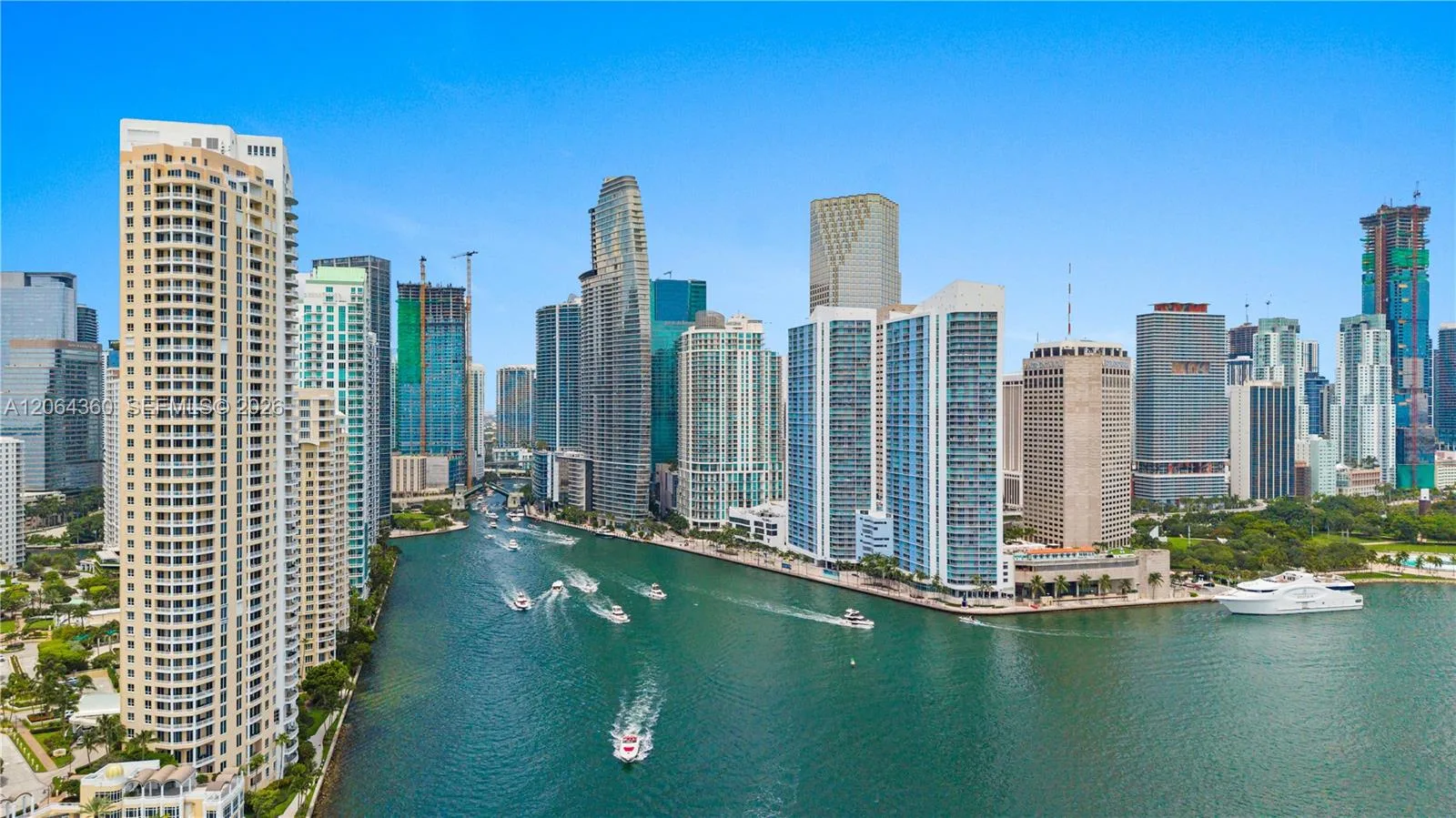 325 S Biscayne Blvd # 3421, Miami, FL 33131 photo 3