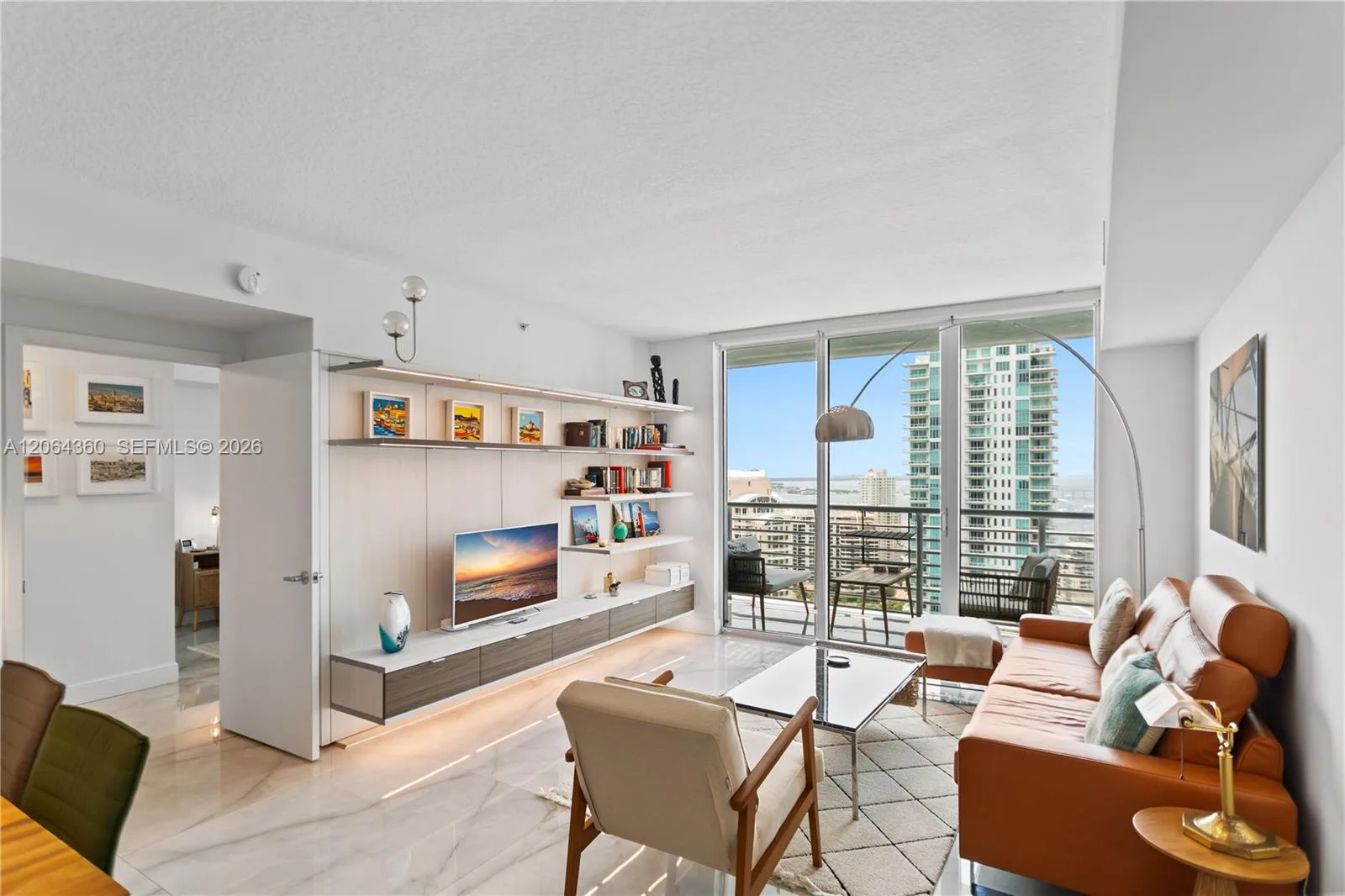 325 S Biscayne Blvd # 3421, Miami, FL 33131 photo 4