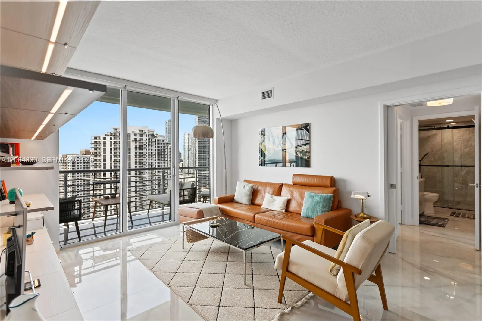 325 S Biscayne Blvd # 3421, Miami, FL 33131 photo 5