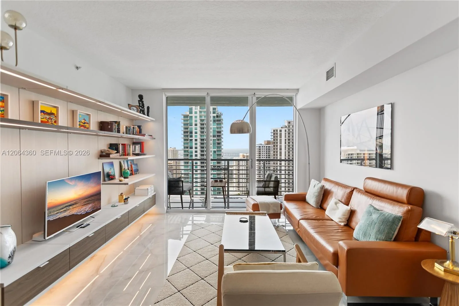 325 S Biscayne Blvd # 3421, Miami, FL 33131 photo 7