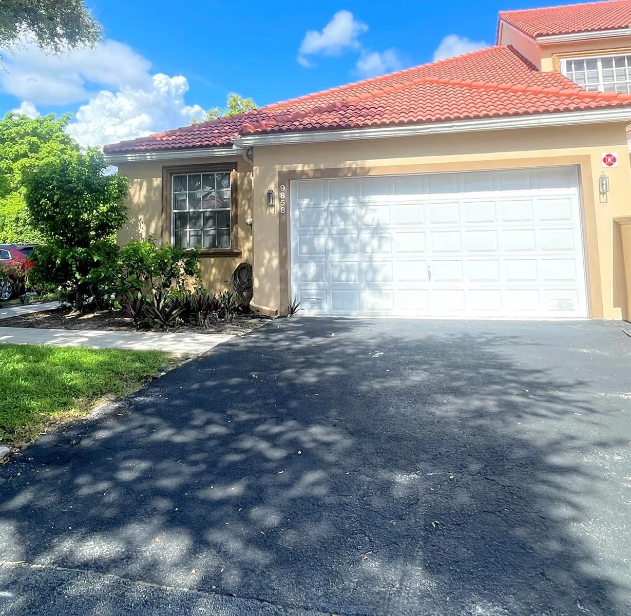 9858 Royal Palm Boulevard # 3-14, Coral Springs, FL 33065 photo 2
