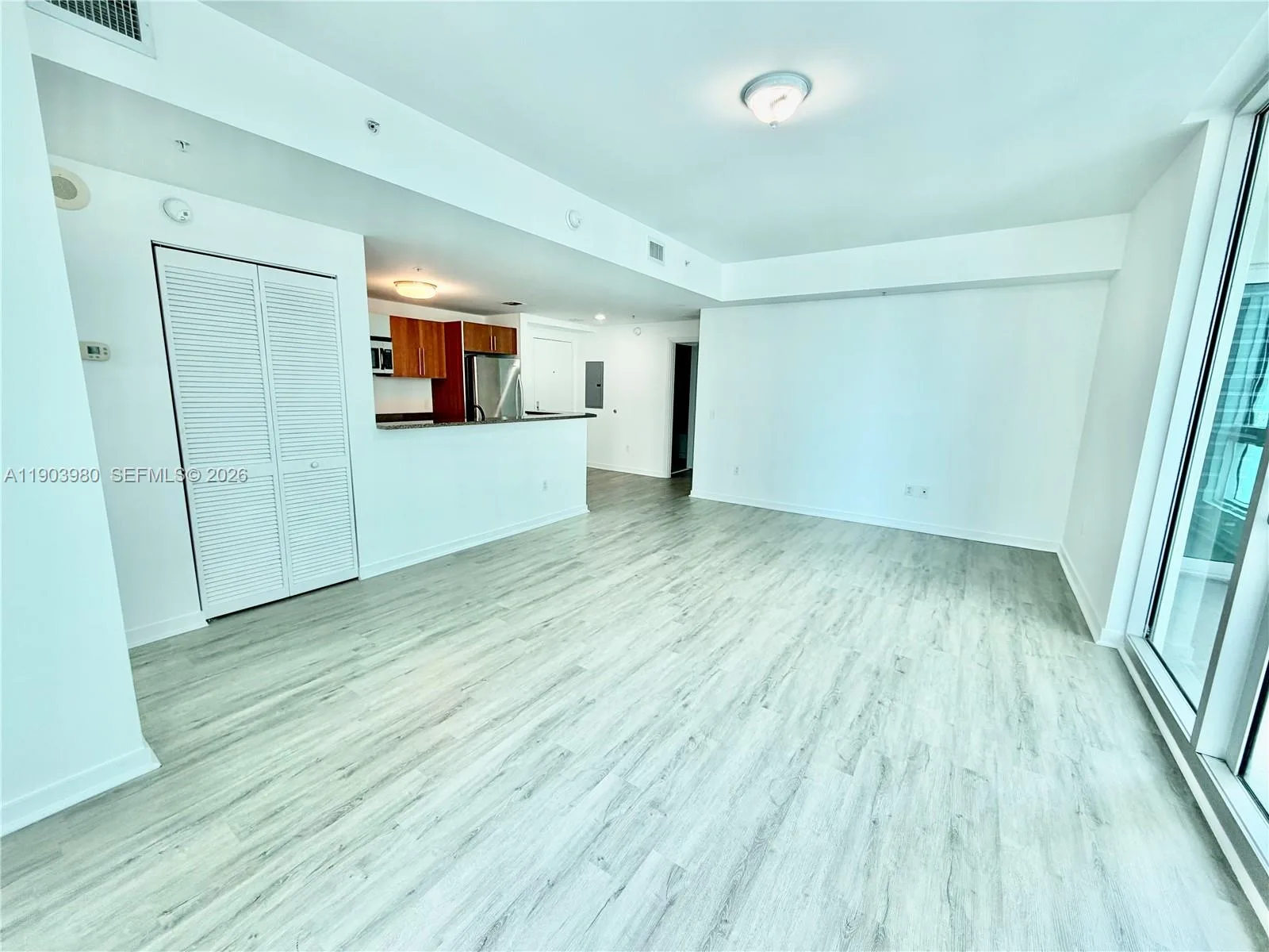 300 S Biscayne Blvd # 3202, Miami, FL 33131