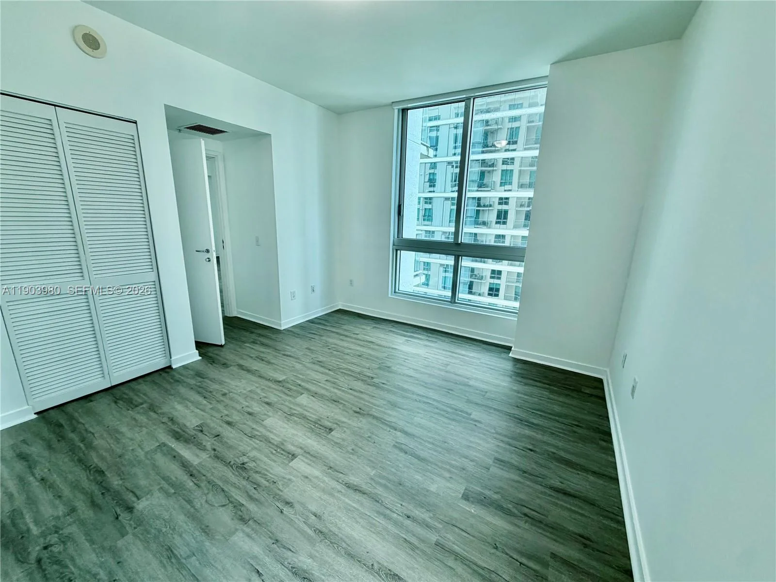 300 S Biscayne Blvd # 3202, Miami, FL 33131 photo 10