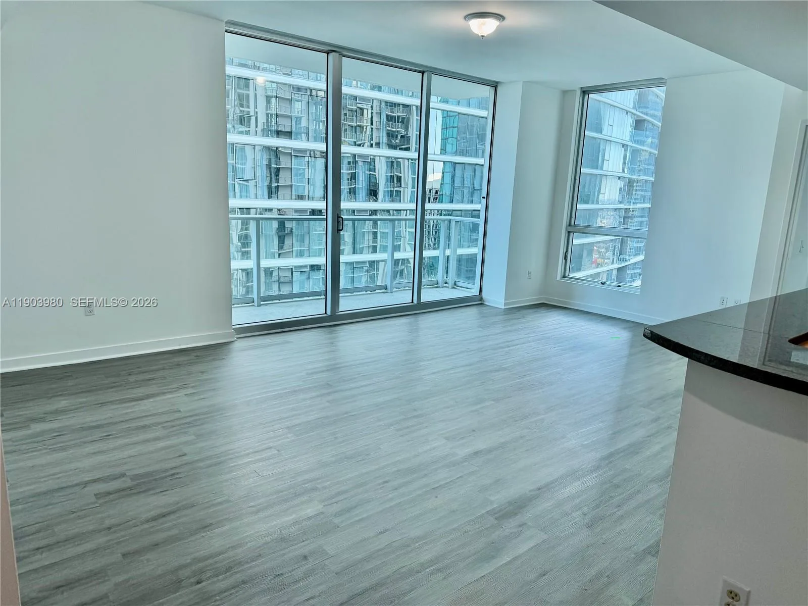 300 S Biscayne Blvd # 3202, Miami, FL 33131 photo 6
