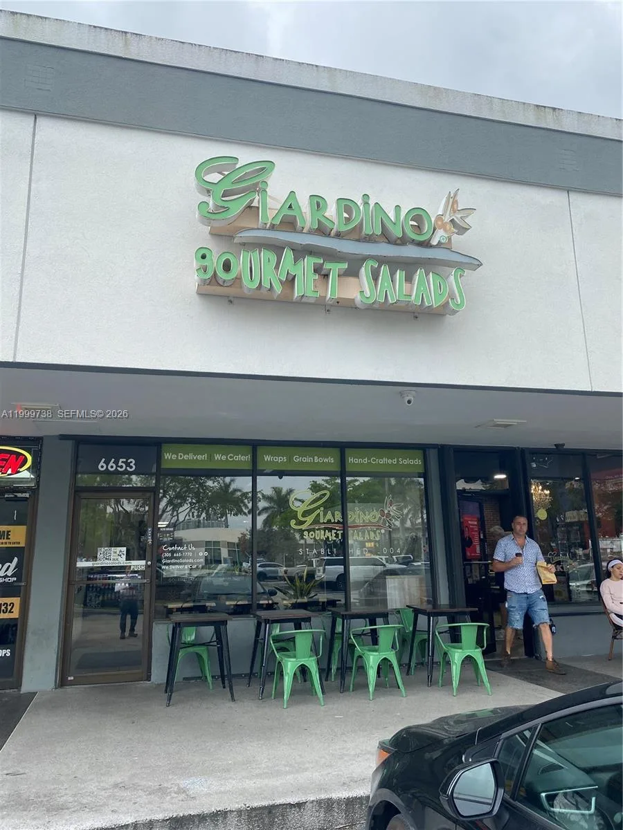 6653 S Dixie HWY, South Miami, FL 33143