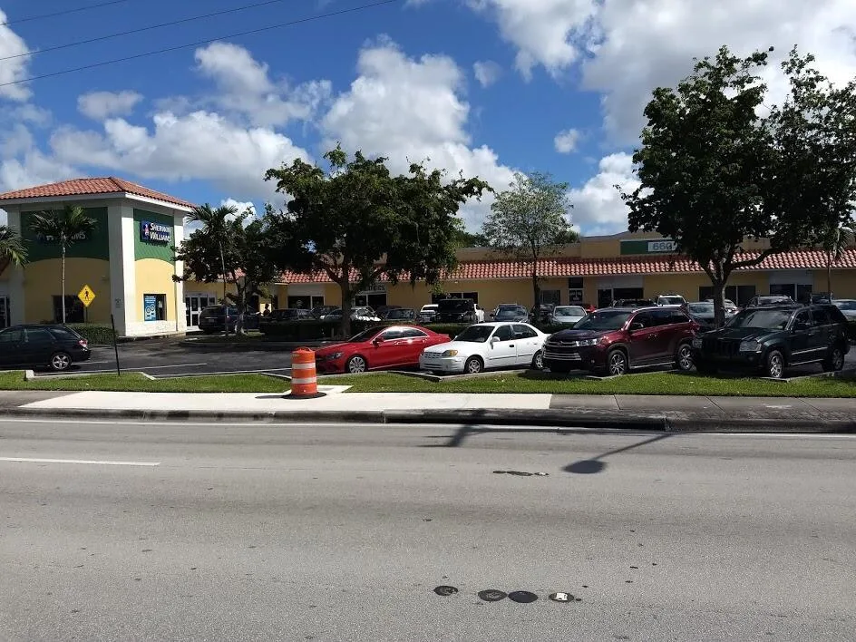 660 N State Rd 7, Plantation, FL 33317