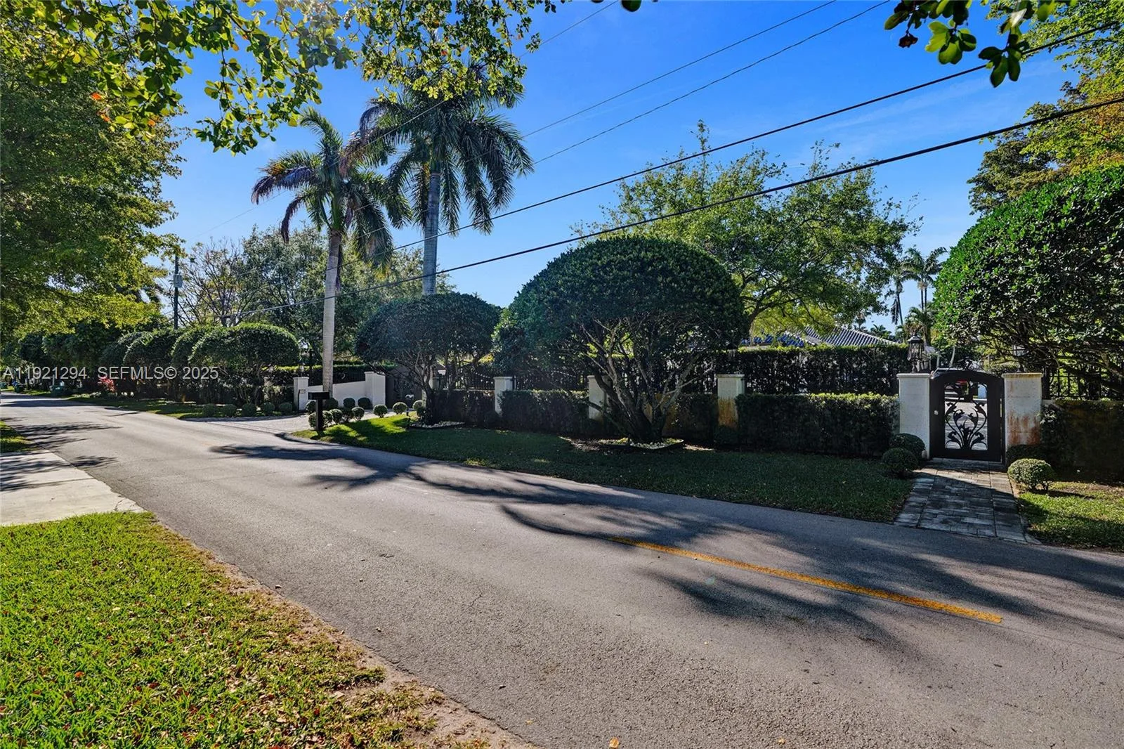 10400 SW 62nd St, Miami, FL 33173 photo 3