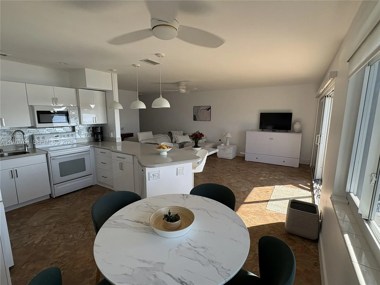 1201 S Riverside Dr # 107, Pompano Beach, FL 33062 photo 11